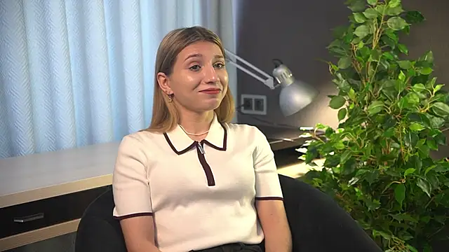 Snapshot of SuAvison chatting on 21, 2, 2026 SuAvison online show from 21, 2, 2026