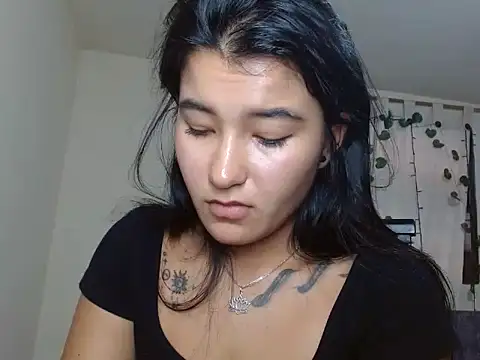 Snapshot of Miiia_a chatting on 1, 3, 2026 Miiia a online show from 1, 3, 2026