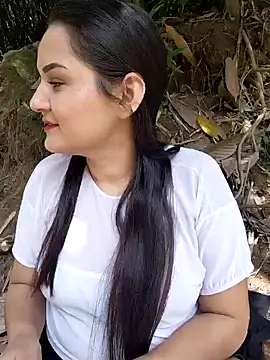 yissela92 online show from 20, 2, 2026