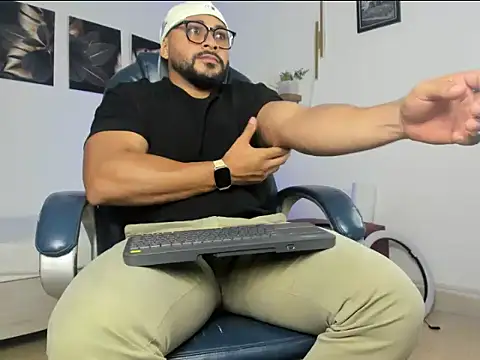 Snapshot of Cronos_Shong chatting on 22, 2, 2026 Cronos Shong online show from 22, 2, 2026