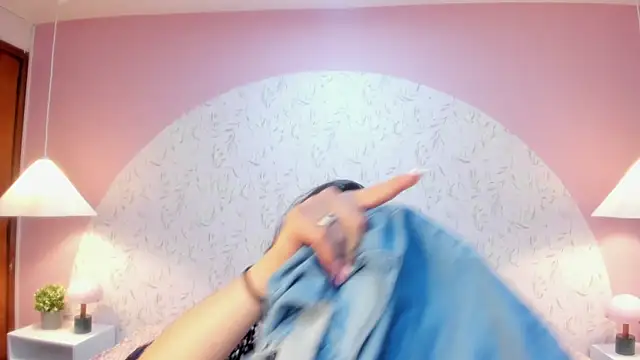 Snapshot of Angelie_Rosebrm chatting on 9, 4, 2026 Angelie Rosebrm online show from 9, 4, 2026