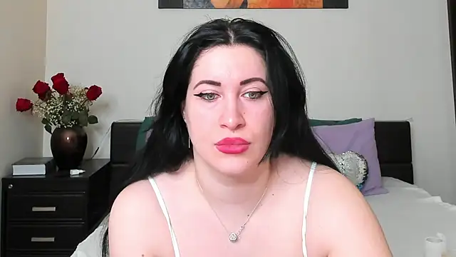 GoldenLunaa online show from 1, 4, 2026