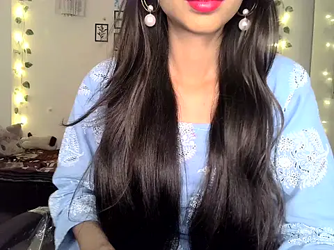 Snapshot of SIKSHA_SINGH chatting on 6, 4, 2026 SIKSHA SINGH online show from 6, 4, 2026