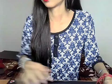 Snapshot of SIKSHA_SINGH chatting on 15, 4, 2026 SIKSHA SINGH online show from 15, 4, 2026