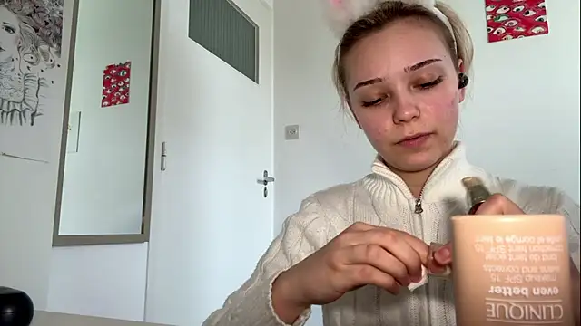 Snapshot of SourMidday chatting on 6, 3, 2026 SourMidday online show from 6, 3, 2026