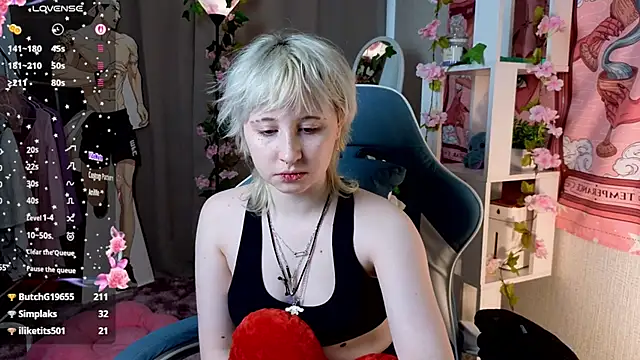 Snapshot of May_leaf chatting on 20, 2, 2026 May leaf online show from 20, 2, 2026