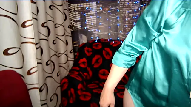 Snapshot of SWEET--Nika chatting on 19, 4, 2026 SWEET--Nika online show from 19, 4, 2026