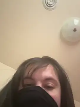 Snapshot of h_oney4411 chatting on 18, 2, 2026 h oney4411 online show from 18, 2, 2026