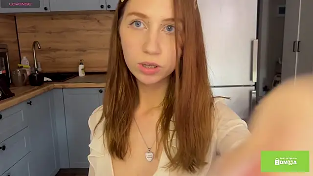 Snapshot of Veneloppalife chatting on 15, 6, 2026 Veneloppalife online show from 15, 6, 2026