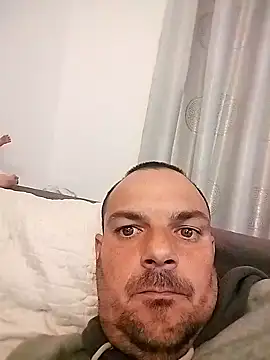 morenitoymorena online show from 5, 4, 2026