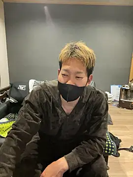 Snapshot of ryuaaaaa chatting on 21, 4, 2026 ryuaaaaa online show from 21, 4, 2026