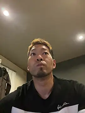 Snapshot of ryuaaaaa chatting on 27, 5, 2026 ryuaaaaa online show from 27, 5, 2026