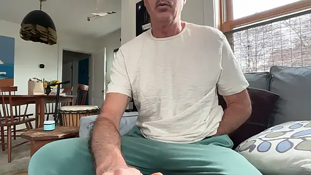 Guy  Grey online show from 27, 3, 2026