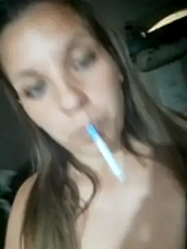 Snapshot of CamiliLuna chatting on 7, 4, 2026 CamiliLuna online show from 7, 4, 2026