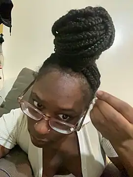 Snapshot of Sinfulwaterfalls chatting on 7, 4, 2026 Sinfulwaterfalls online show from 7, 4, 2026