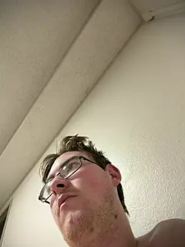 Snapshot of bigdickens69BWC chatting on 23, 4, 2026 bigdickens69BWC online show from 23, 4, 2026