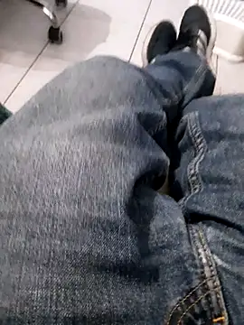 Snapshot of Florent1307 chatting on 31, 3, 2026 Florent1307 online show from 31, 3, 2026