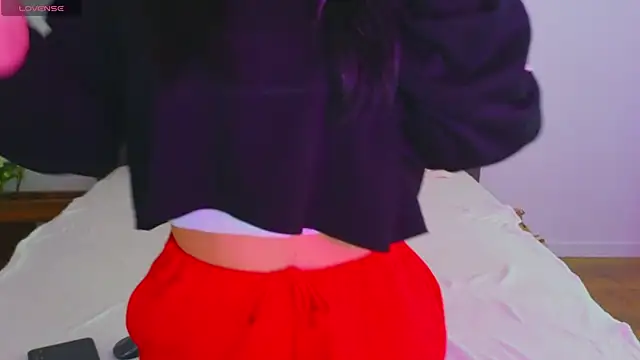 Snapshot of LauraDelightX chatting on 11, 3, 2026 LauraDelightX online show from 11, 3, 2026