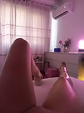 Snapshot of LauraDelightX chatting on 26, 6, 2026 LauraDelightX online show from 26, 6, 2026