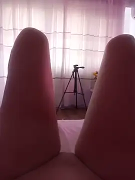 Snapshot of LauraDelightX chatting on 1, 7, 2026 LauraDelightX online show from 1, 7, 2026