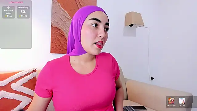 Snapshot of Malika_Noor chatting on 26, 5, 2026 Malika Noor online show from 26, 5, 2026
