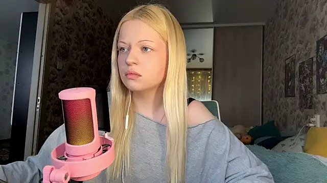 Snapshot of JeneeBIanks chatting on 25, 2, 2026 JeneeBIanks online show from 25, 2, 2026