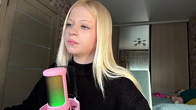 Snapshot of JeneeBIanks chatting on 10, 3, 2026 JeneeBIanks online show from 10, 3, 2026