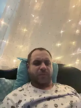 Snapshot of LaBuBupara chatting on 27, 2, 2026 LaBuBupara online show from 27, 2, 2026