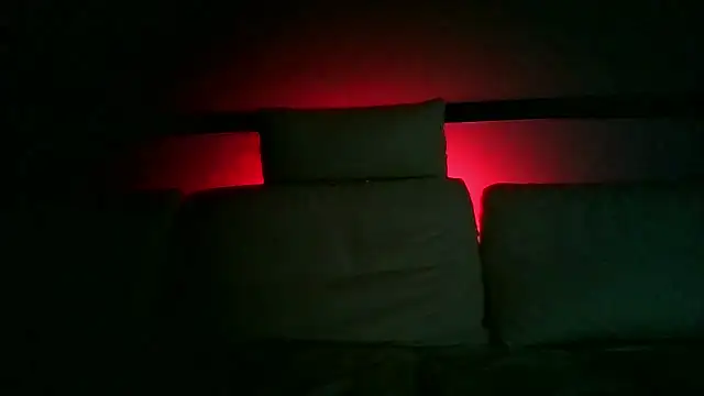 Snapshot of Yumemiru-k chatting on 25, 4, 2026 Yumemiru-k online show from 25, 4, 2026