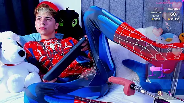 Snapshot of Callum_777 chatting on 17, 4, 2026 Callum 777 online show from 17, 4, 2026