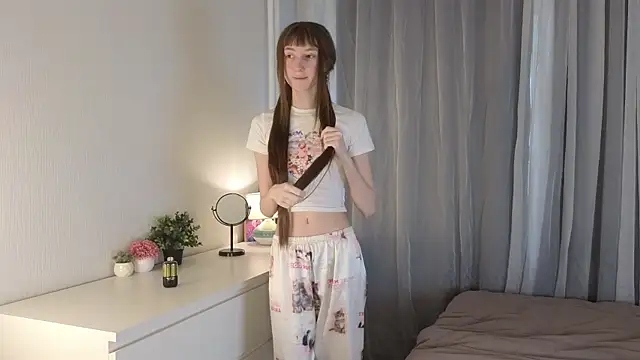 Snapshot of arina_waifu chatting on 5, 4, 2026 arina waifu online show from 5, 4, 2026