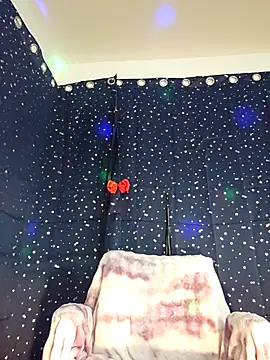 Snapshot of Sexymilf6992 chatting on 26, 3, 2026 Sexymilf6992 online show from 26, 3, 2026
