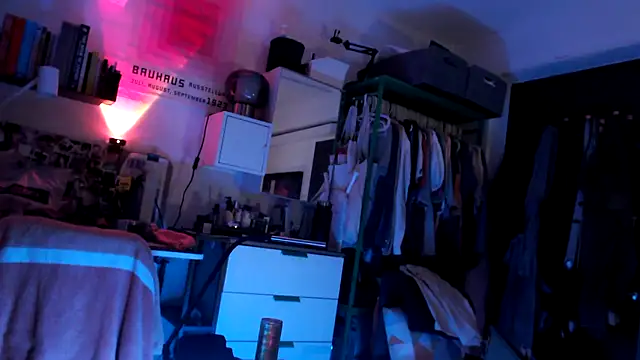 kaitomas online show from 18, 4, 2026