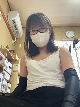 nana ayu4696 online show from 4, 3, 2026