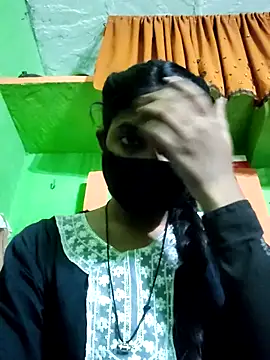 Snapshot of Cute_aroshi chatting on 8, 4, 2026 Cute aroshi online show from 8, 4, 2026