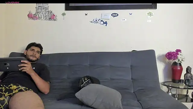 Snapshot of heteros_hot_ chatting on 7, 4, 2026 heteros hot online show from 7, 4, 2026