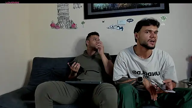 Snapshot of heteros_hot_ chatting on 15, 4, 2026 heteros hot online show from 15, 4, 2026