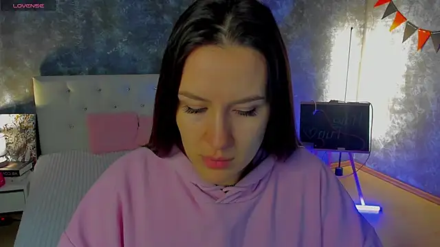 Snapshot of asti_bubbles chatting on 21, 4, 2026 asti bubbles online show from 21, 4, 2026