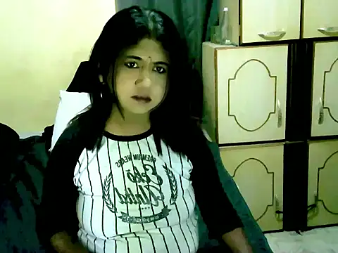 Snapshot of IndianPleasures21 chatting on 1, 6, 2026 IndianPleasures21 online show from 1, 6, 2026