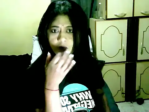 Snapshot of IndianPleasures21 chatting on 3, 6, 2026 IndianPleasures21 online show from 3, 6, 2026