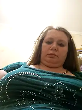 KiraStanton online show from 13, 3, 2026