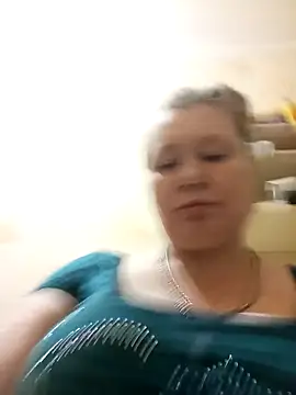 KiraStanton online show from 25, 3, 2026