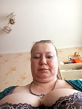 Snapshot of KiraStanton chatting on 3, 5, 2026 KiraStanton online show from 3, 5, 2026