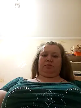 Snapshot of KiraStanton chatting on 8, 5, 2026 KiraStanton online show from 8, 5, 2026
