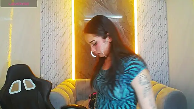Snapshot of Daphne_nicole_b chatting on 1, 7, 2026 Daphne nicole b online show from 1, 7, 2026