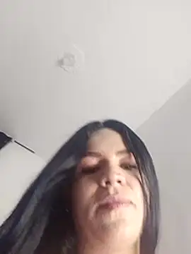 Snapshot of Mariana_jaramillo chatting on 27, 2, 2026 Mariana jaramillo online show from 27, 2, 2026