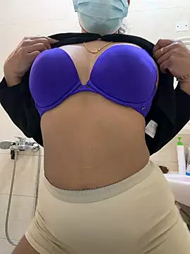 Snapshot of sessy_grl chatting on 25, 2, 2026 sessy grl online show from 25, 2, 2026