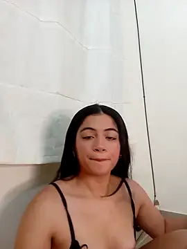 Snapshot of Mariian_Zeller chatting on 7, 4, 2026 Mariian Zeller online show from 7, 4, 2026