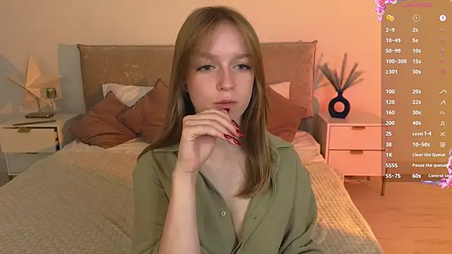 Snapshot of _Selestia_ chatting on 13, 6, 2026 Selestia online show from 13, 6, 2026