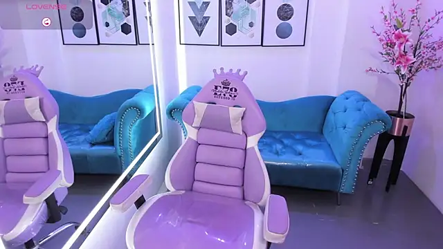 Snapshot of Chloe_meoww chatting on 15, 4, 2026 Chloe meoww online show from 15, 4, 2026